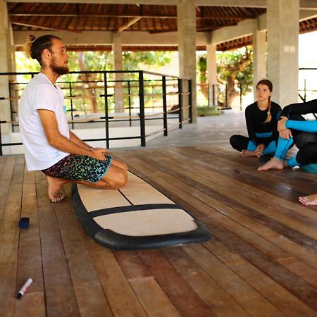 Endless Summer Surf Camp Kuta Кута Екстер'єр фото